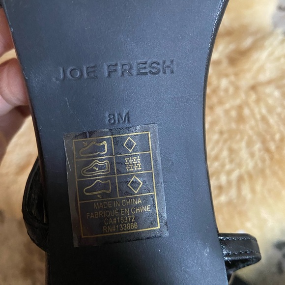 Joe Fresh black strappy heels BRAND NEW NEVER WORN - Picture 6 of 7